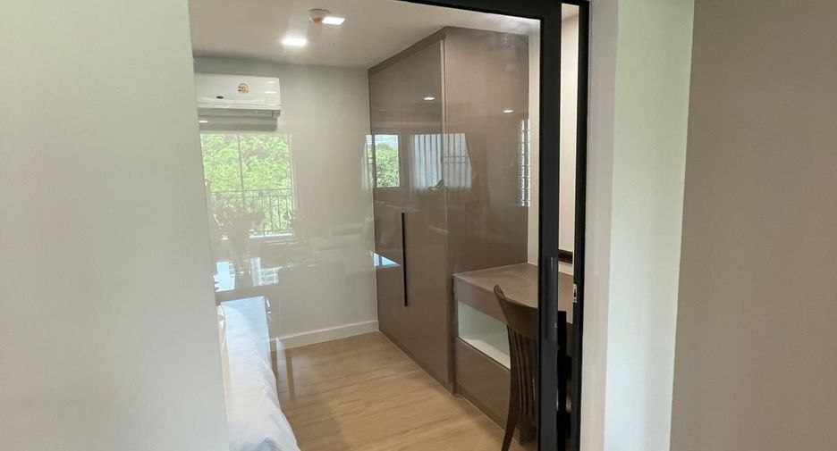 Apartment zur Miete mit 2 Zimmer in Khlong Toei, Bangkok