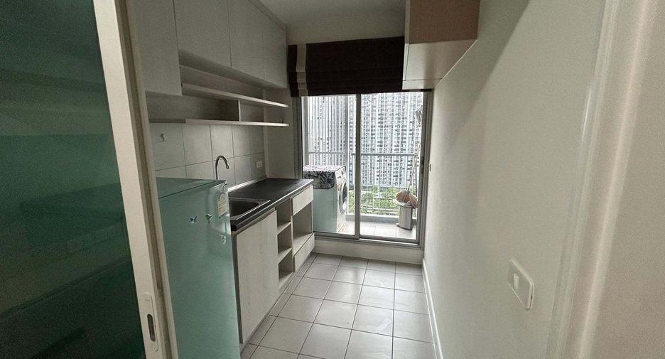 For sale 1 bed condo in Thon Buri, Bangkok