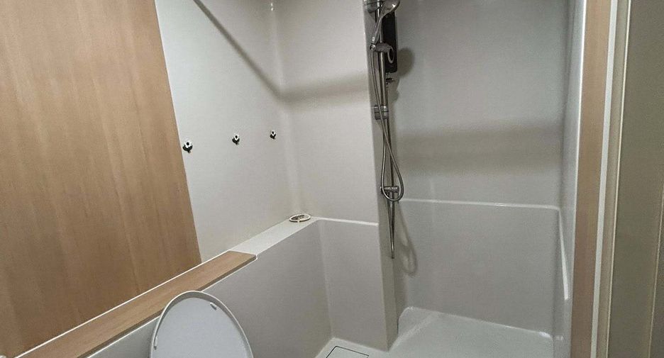 For sale 1 bed condo in Thon Buri, Bangkok