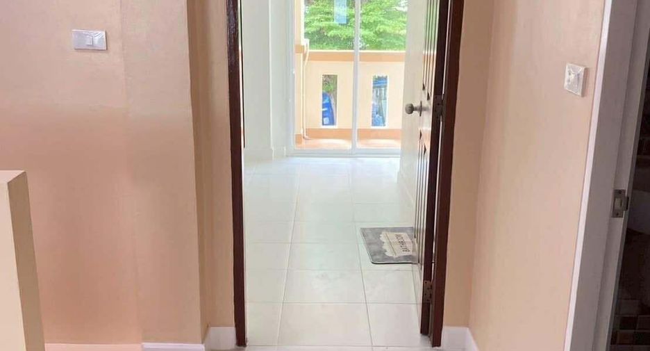 Haus zur Miete mit 3 Zimmer in Mueang Phuket, Phuket