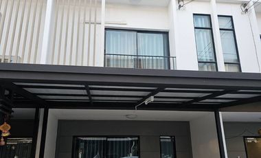 ให้เช่า 3 ห้องนอน ทาวน์เฮ้าส์ ใน สะพานสูง, กรุงเทพฯ