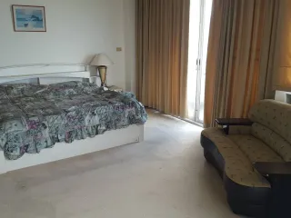 出售 3 卧室 公寓 在 Si Racha, Chon Buri