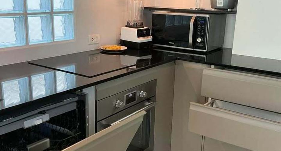 For sale and for rent 3 bedrooms house in Mueang Phuket, Phuket