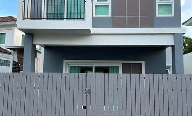 For sale and for rent 3 bedrooms house in Mueang Phuket, Phuket
