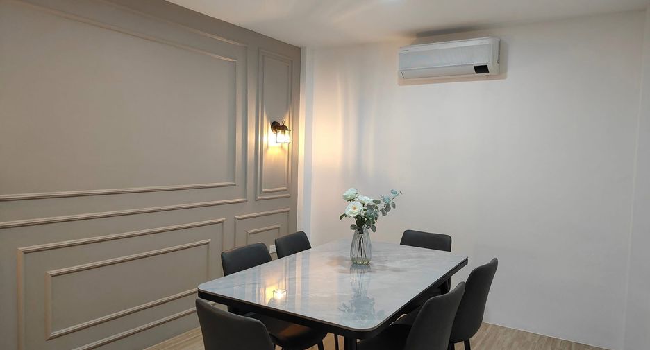 Reihenhaus zur Miete mit 2 Zimmer in Mueang Phuket, Phuket