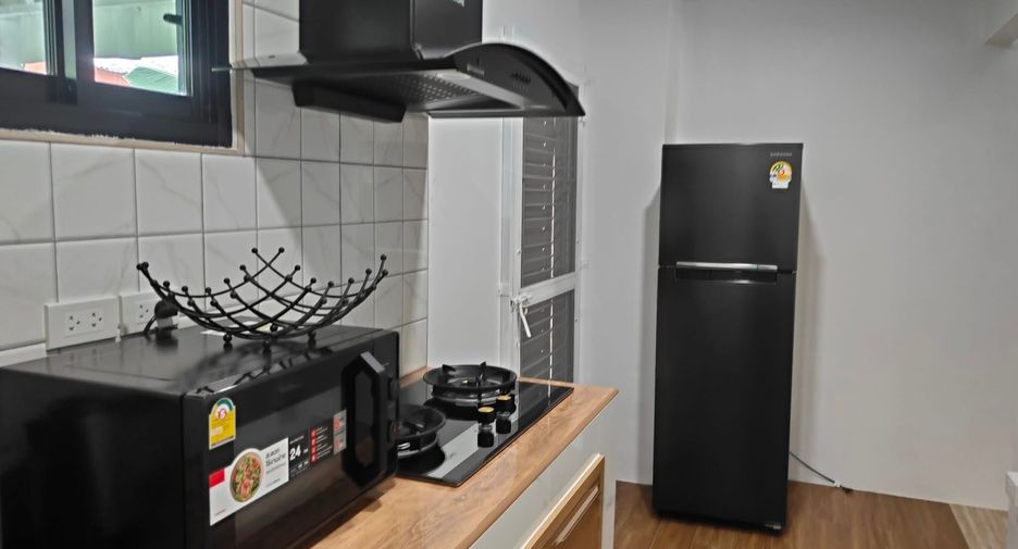 Reihenhaus zur Miete mit 2 Zimmer in Mueang Phuket, Phuket