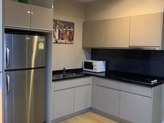 Condo en alquiler de 2 habitaciones en Khlong Toei, Bangkok