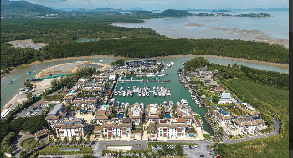 For rent 2 bedrooms condo in Mueang Phuket, Phuket