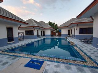 出售 8 卧室 别墅 在 Bang Lamung, Chon Buri