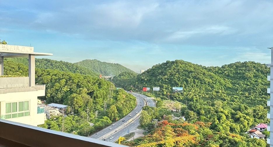 For sale 2 bedrooms condo in Si Racha, Chonburi