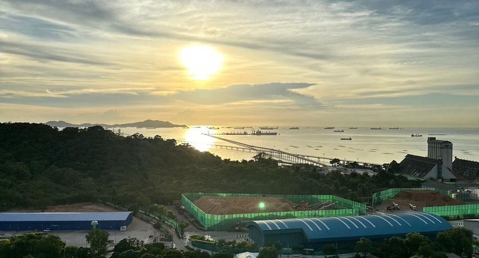 For sale 2 bedrooms condo in Si Racha, Chonburi