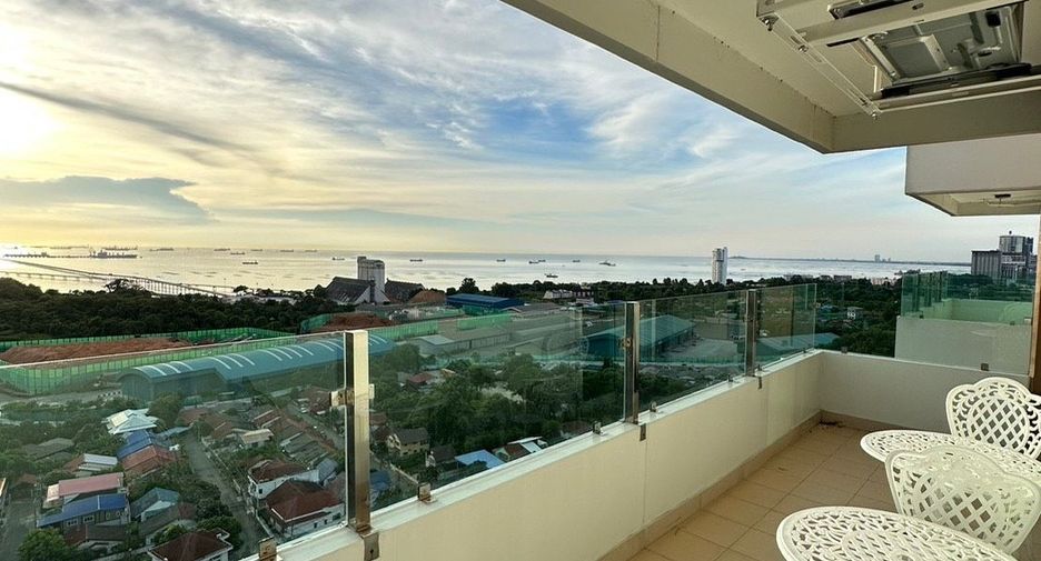 For sale 2 bedrooms condo in Si Racha, Chonburi