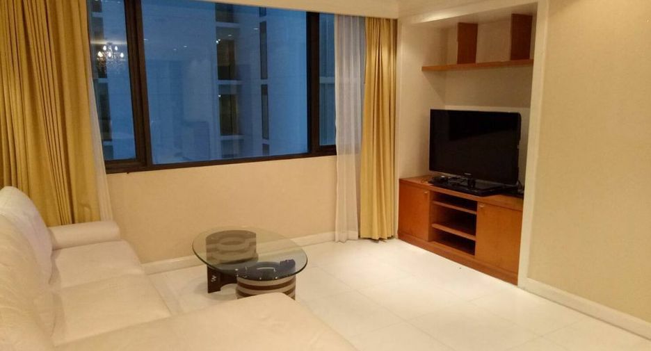For rent 2 bedrooms condo in Pathum Wan, Bangkok