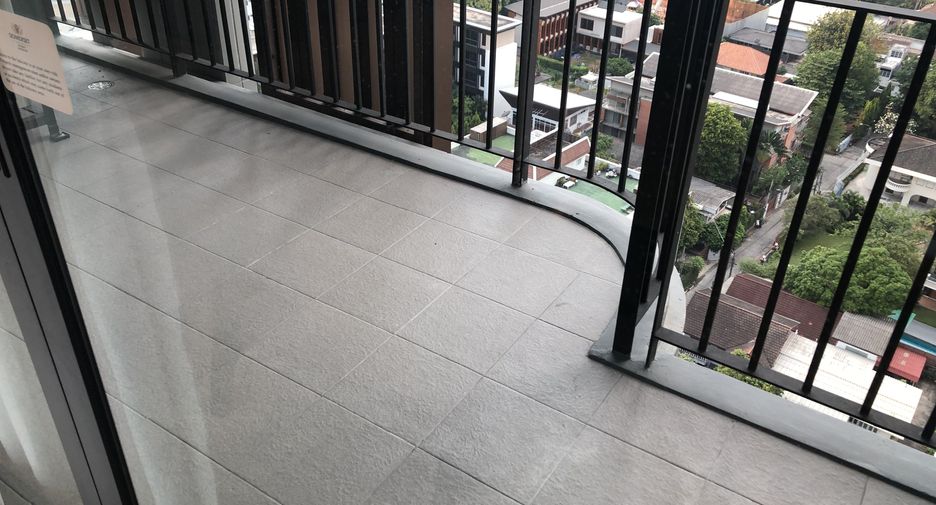 For rent 3 bedrooms apartment in Watthana, Bangkok