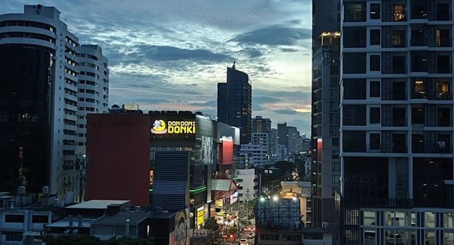 For rent 1 bed condo in Watthana, Bangkok