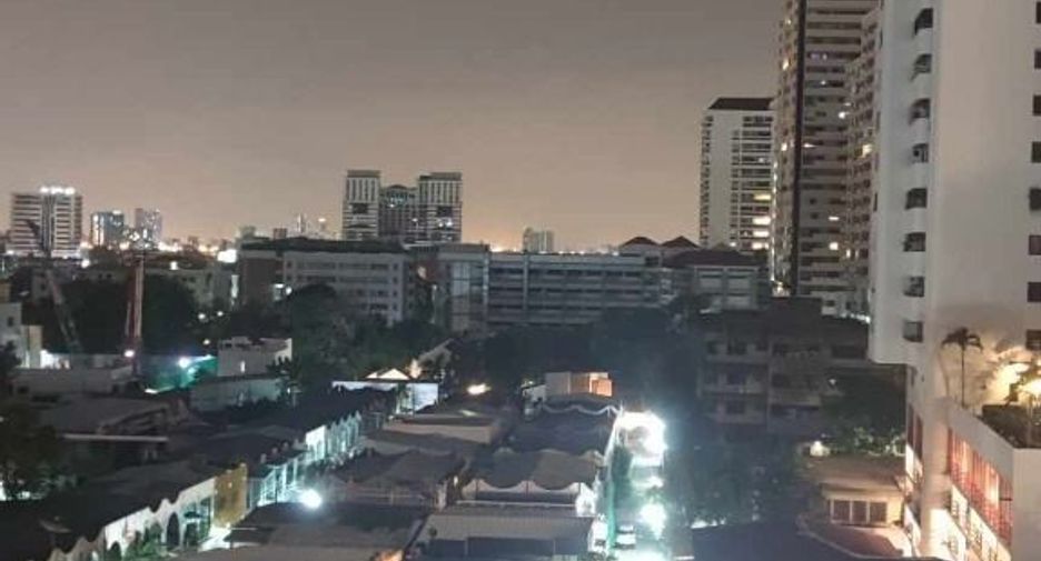 For rent 1 bed condo in Watthana, Bangkok