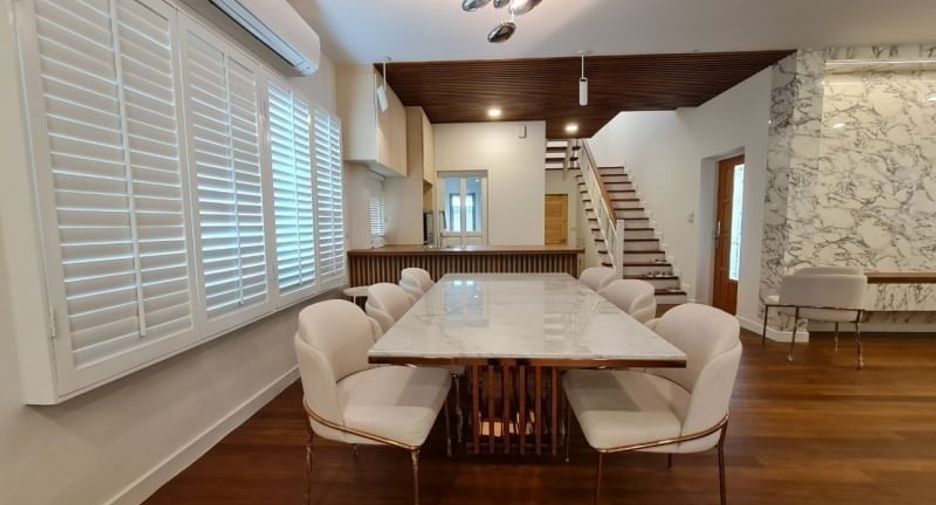 For sale 5 bedrooms house in Bang Phli, Samut Prakan