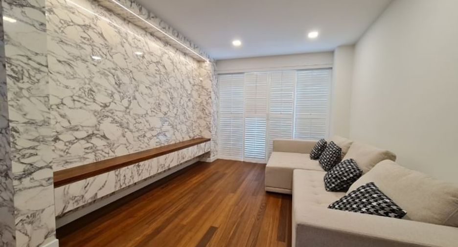 For sale 5 bedrooms house in Bang Phli, Samut Prakan