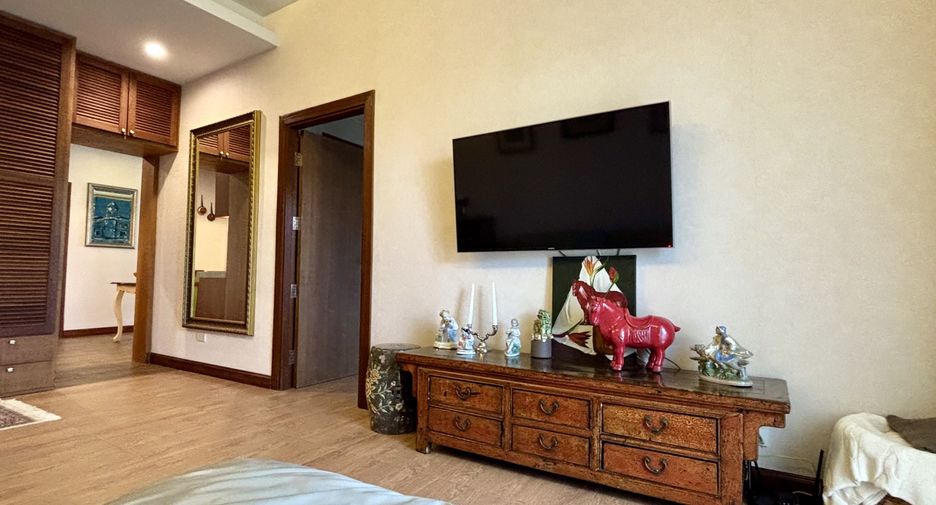For sale 2 bedrooms apartment in Mueang Phuket, Phuket