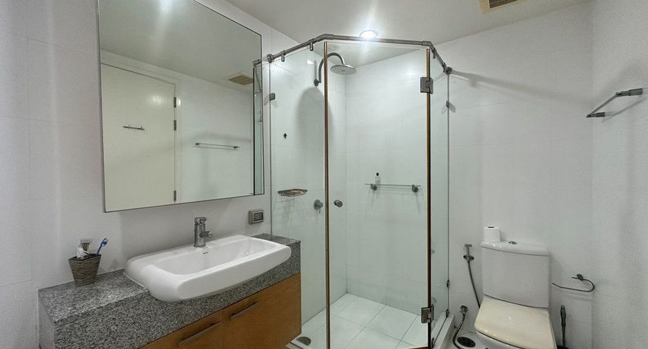 For sale and for rent 2 bedrooms condo in Pathum Wan, Bangkok