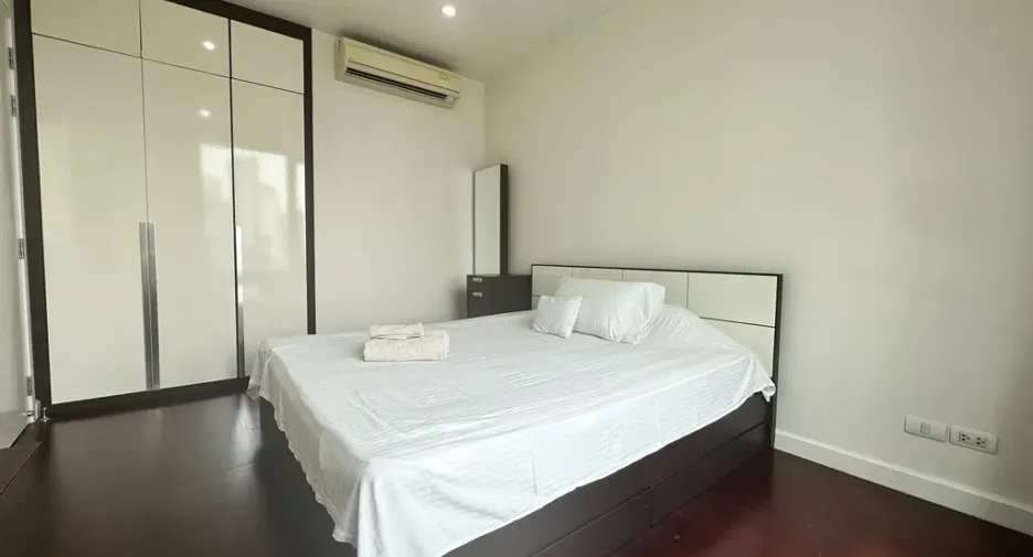 Condo en venta y en alquiler de 2 habitaciones en Pathum Wan, Bangkok
