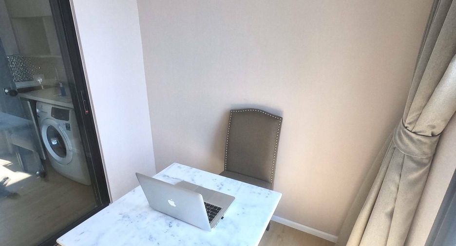 For sale 2 bedrooms condo in Si Racha, Chonburi