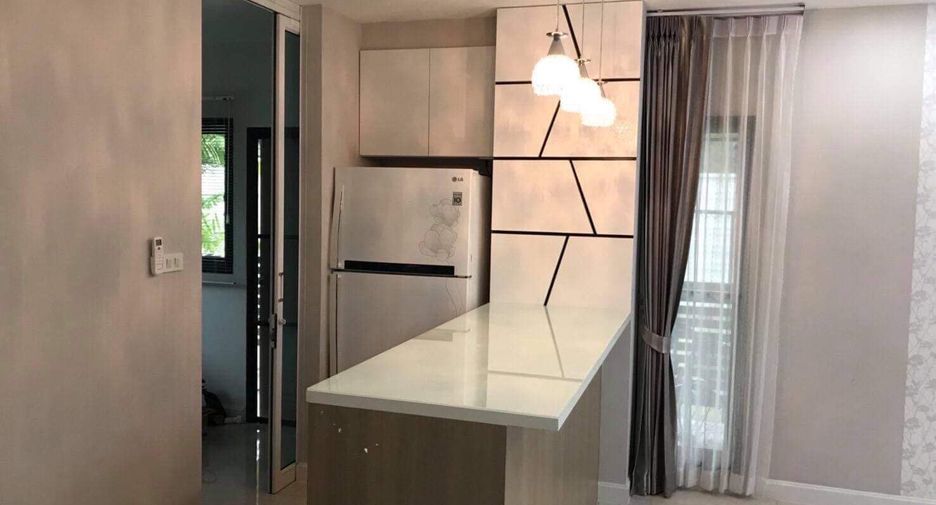 For sale 3 bedrooms house in Si Racha, Chonburi