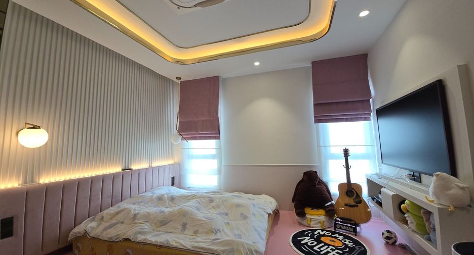 For sale and for rent 4 bedrooms villa in Mueang Phuket, Phuket