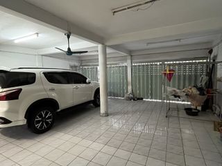 For sale 4 bedrooms townhouse in Bang Sue, Bangkok