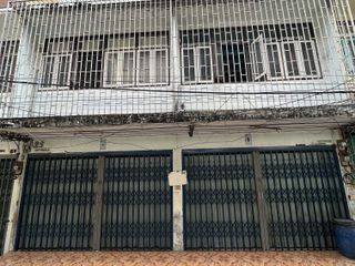 For sale 4 bedrooms townhouse in Bang Sue, Bangkok