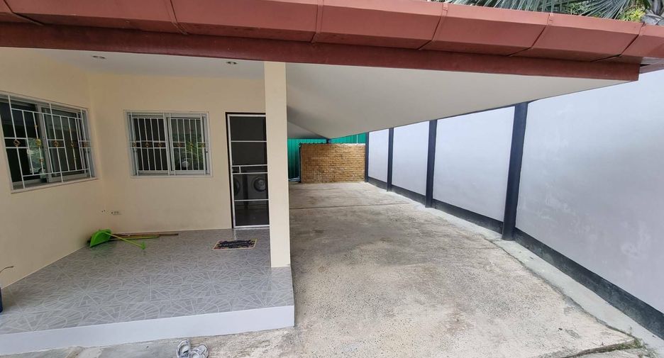 For sale 4 bedrooms villa in Mueang Phuket, Phuket