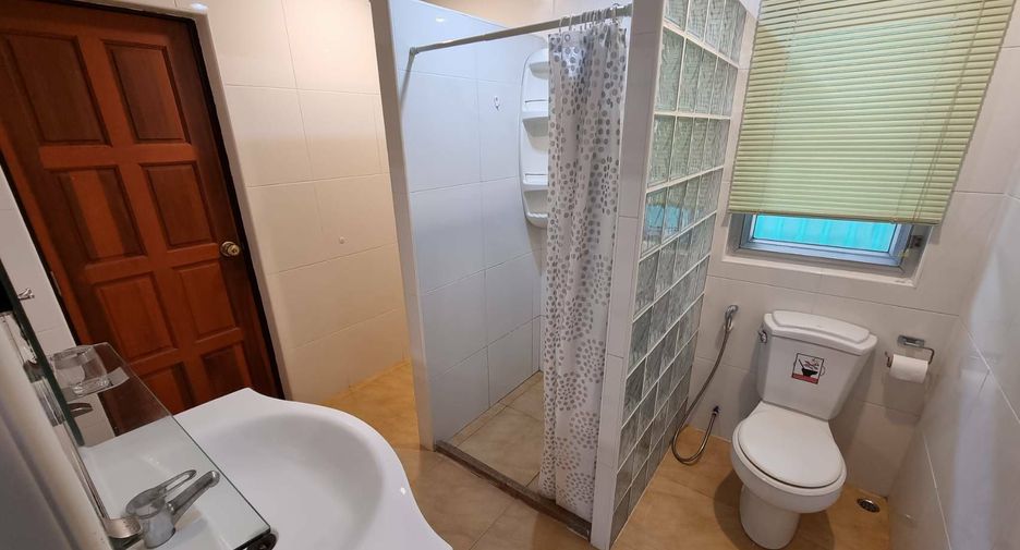 For sale 4 bedrooms villa in Mueang Phuket, Phuket