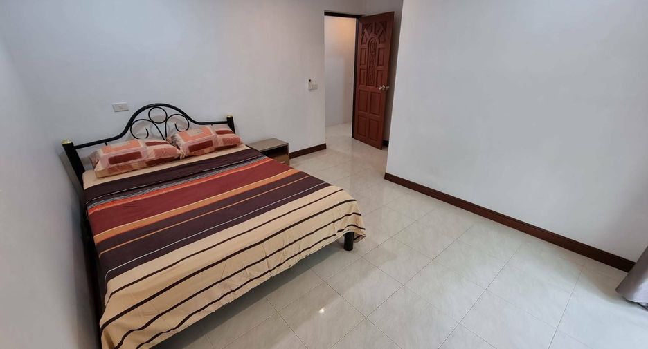 For sale 4 bedrooms villa in Mueang Phuket, Phuket