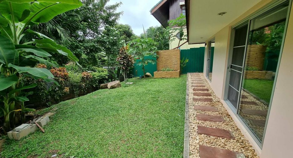 For sale 4 bedrooms villa in Mueang Phuket, Phuket