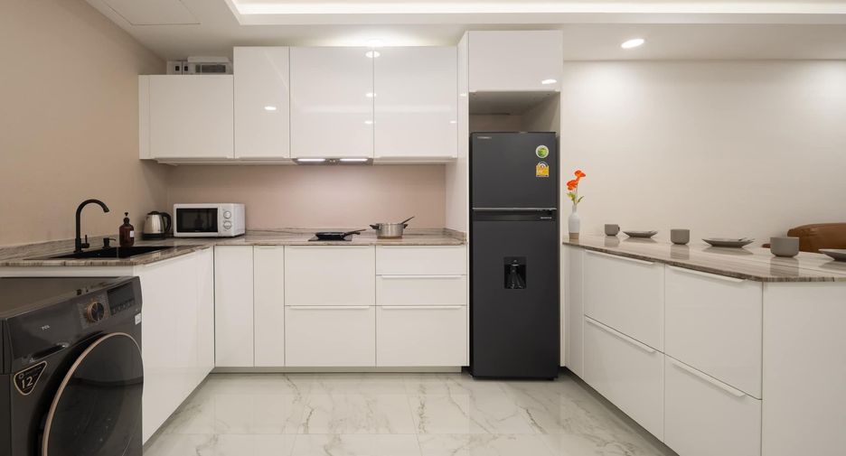 For rent 1 bed condo in Bang Rak, Bangkok
