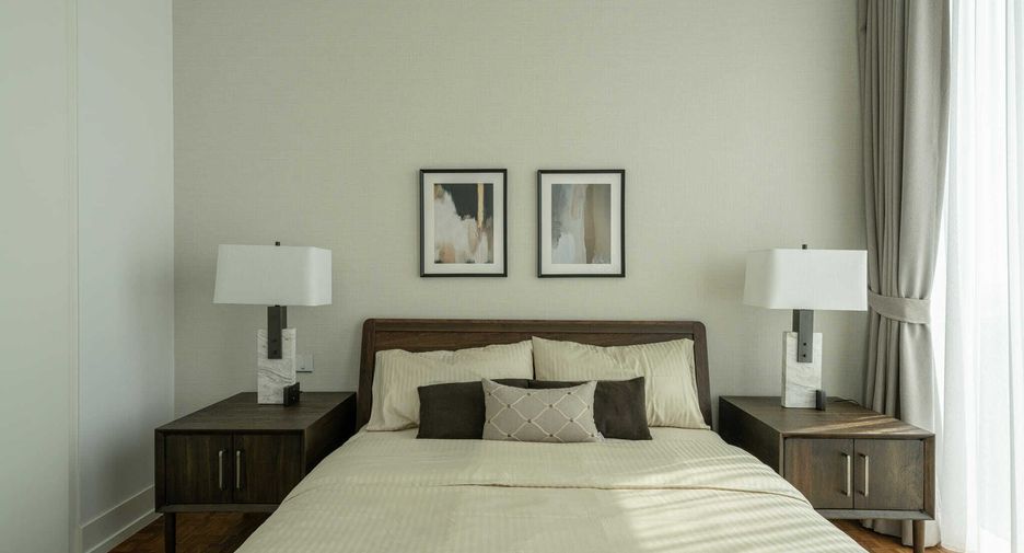 For sale and for rent 2 bedrooms condo in Sathon, Bangkok