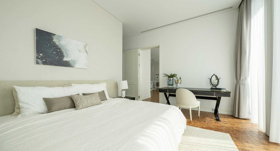 For sale and for rent 2 bedrooms condo in Sathon, Bangkok