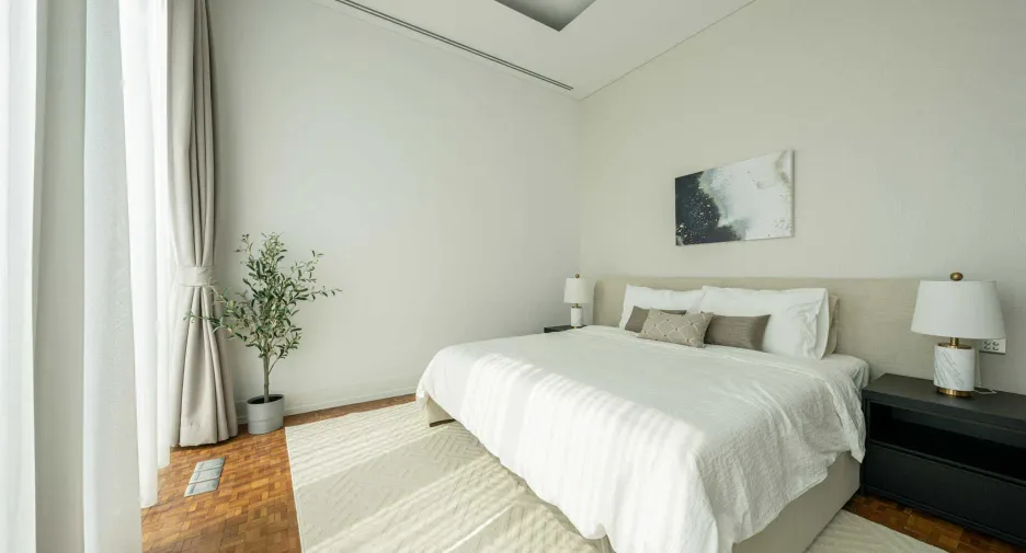 For sale and for rent 2 bedrooms condo in Sathon, Bangkok