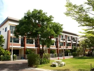 For Rent 3 Bedroom Townhouse In Mueang Phuket
