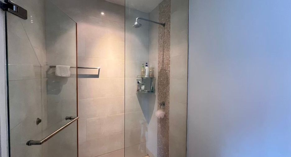 For sale 2 bedrooms condo in Yan Nawa, Bangkok