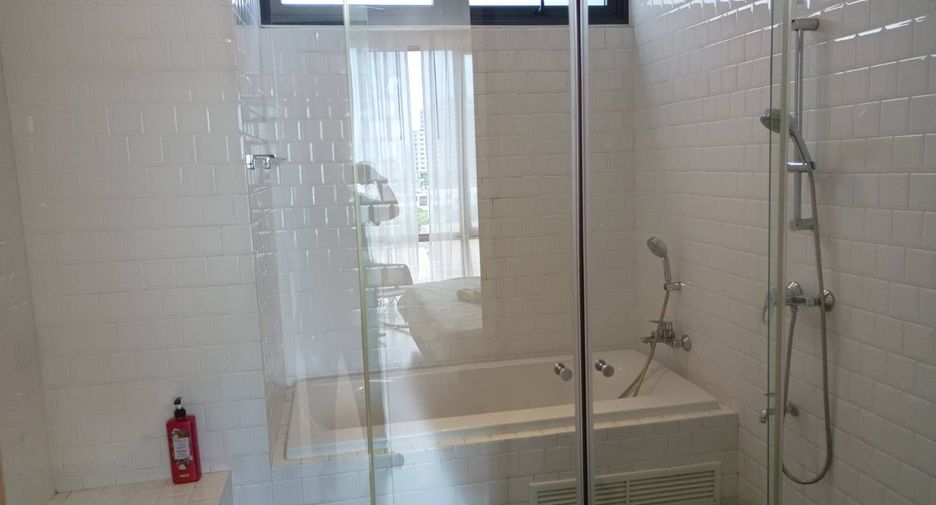Apartamento en alquiler de 2 habitaciones en Watthana, Bangkok