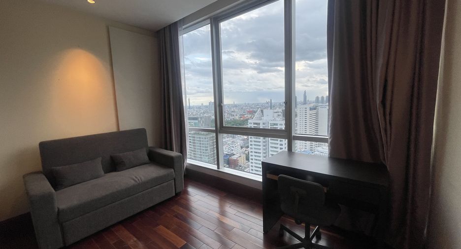 For sale 2 bedrooms condo in Sathon, Bangkok