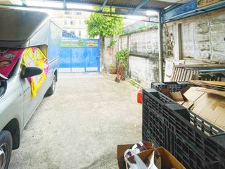 For sale 8 bedrooms house in Mueang Samut Prakan, Samut Prakan