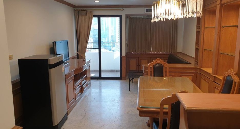 For rent 2 bedrooms condo in Bang Rak, Bangkok