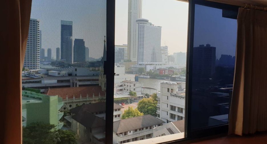 For rent 2 bedrooms condo in Bang Rak, Bangkok