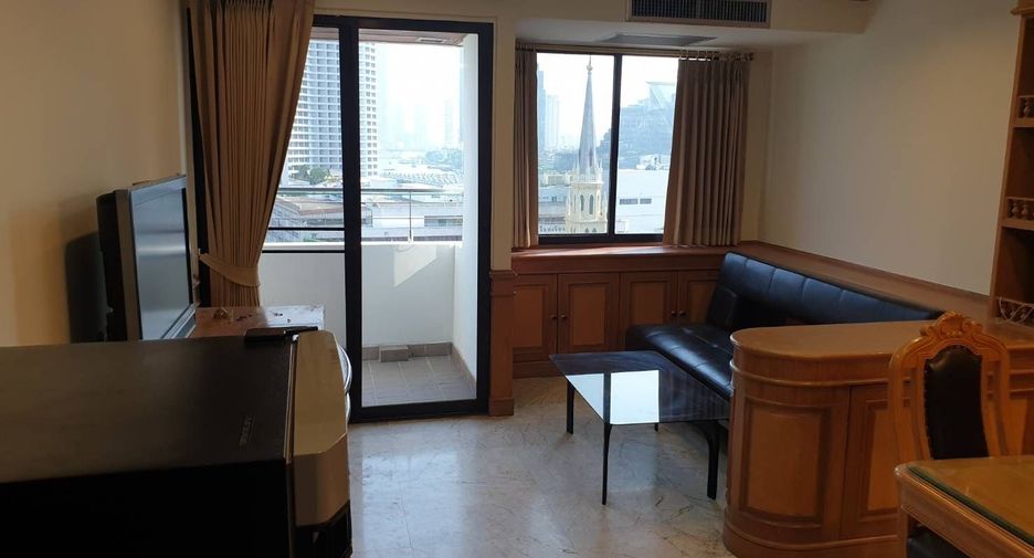 For rent 2 bedrooms condo in Bang Rak, Bangkok