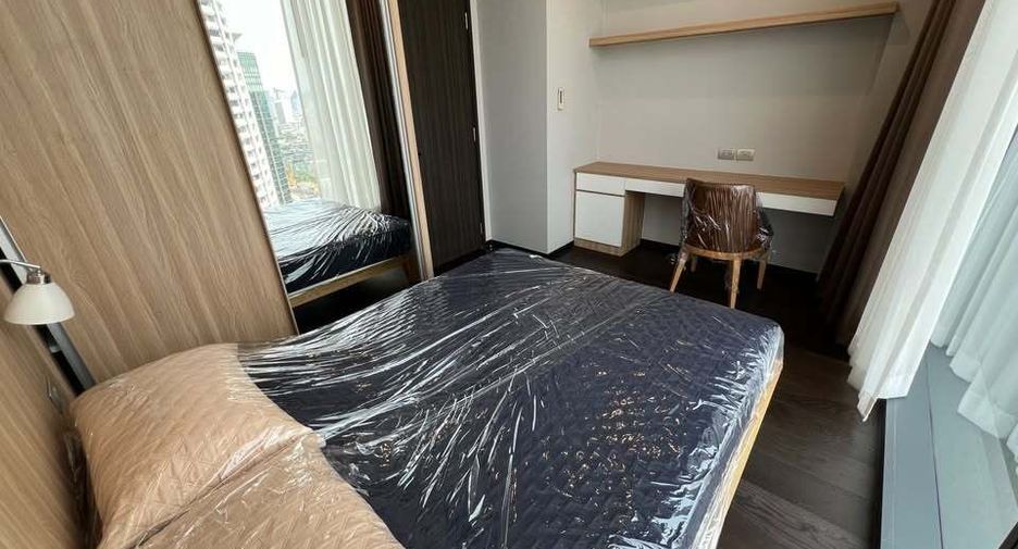 For rent 2 bedrooms condo in Khlong Toei, Bangkok