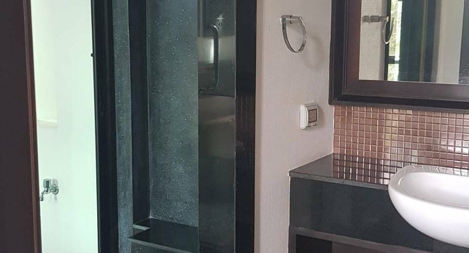 Продажа 3 спальни дом в Банг Ламунг, Чонбури