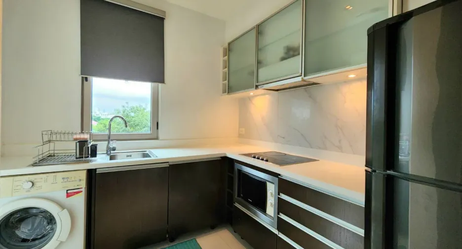 For rent 2 ベッドルーム condo in Yan Nawa, Bangkok