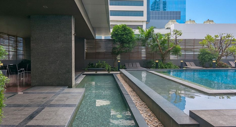For sale 1 bed condo in Ratchathewi, Bangkok